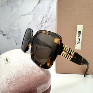 New MIU MIU Sunglasses Brown Square Gold Full Rim 56mm MIU MIU